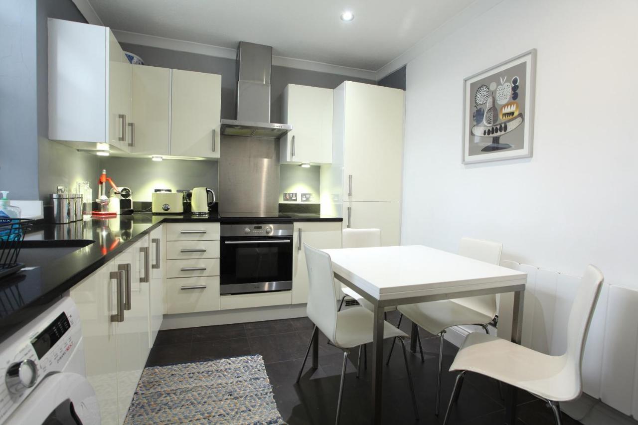 Walk To Notting Hill /Paddington 1 B/R With Patio Leilighet London Eksteriør bilde